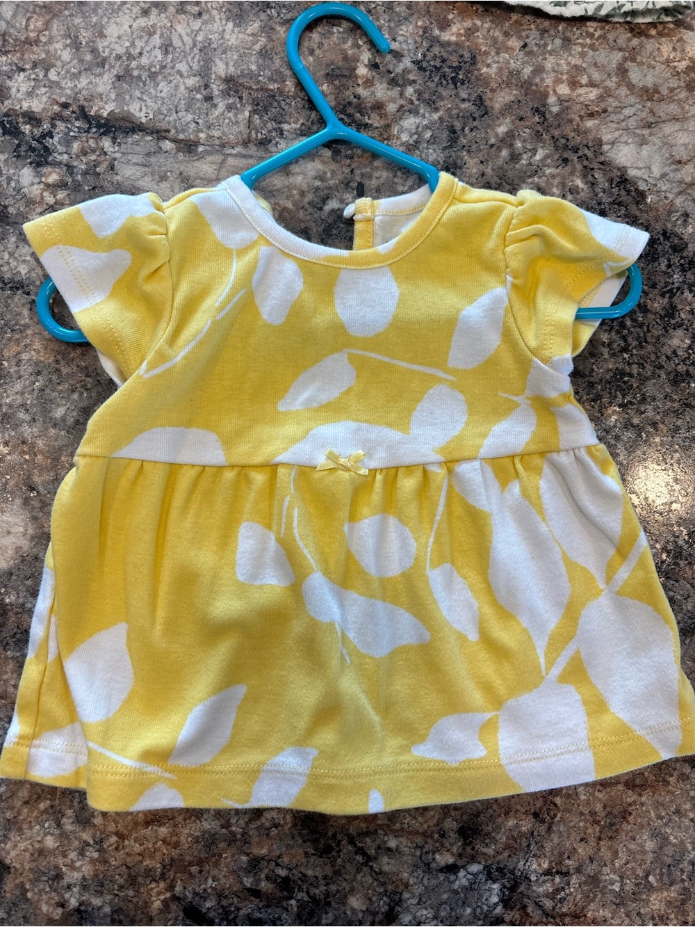 Yellow & White Leaf-Print Baby Top